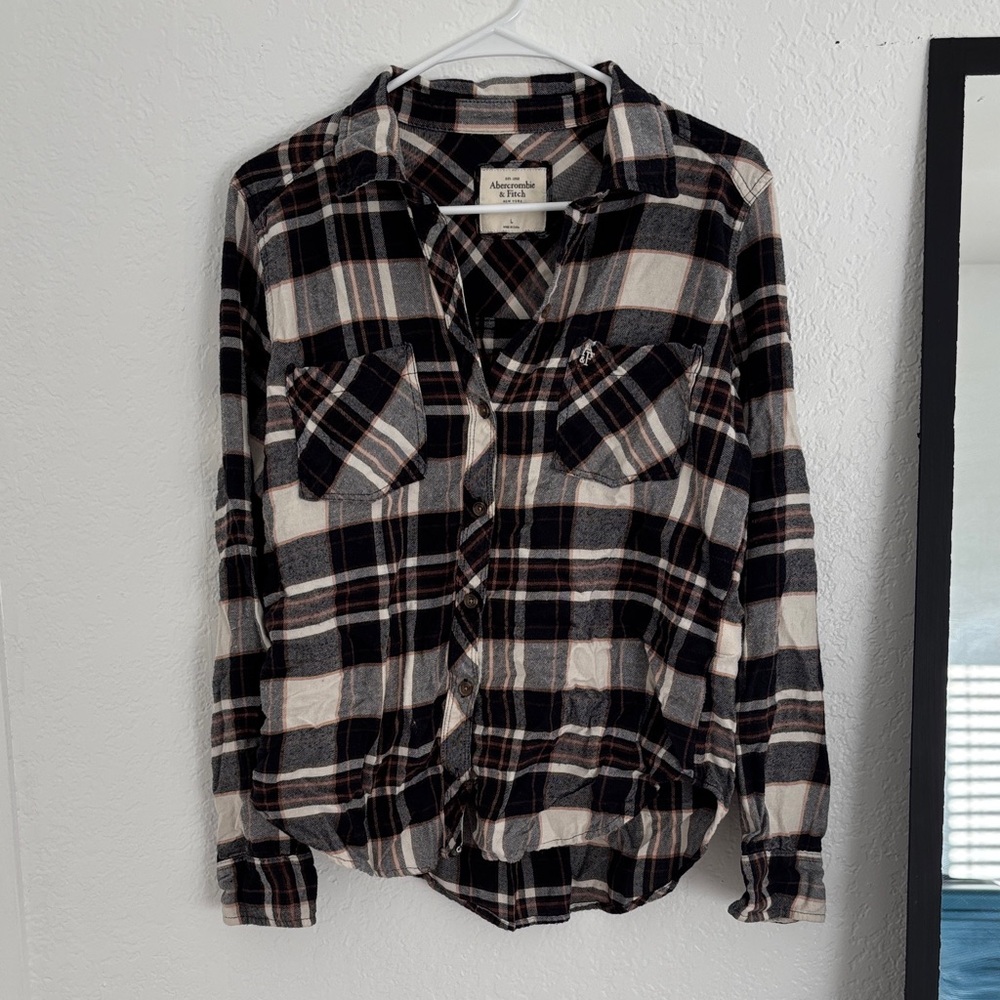 Abercrombie & Fitch Black and Brown Plaid Button Down